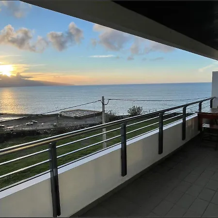 Azorean Sunset Loft Apartment Ribeira Grande